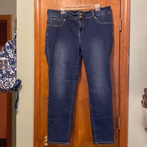 Women’s White Mark jeans